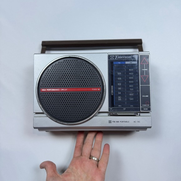 Emerson Other - Emerson Portable Radio AM FM P3807 Silver Vintage AC DC Tested